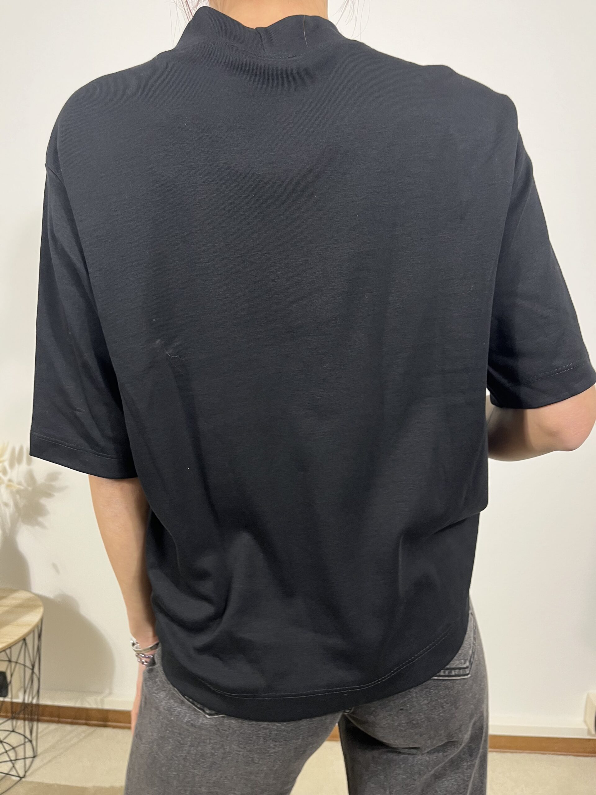 t shirt colletto nera t shirt colletto nera