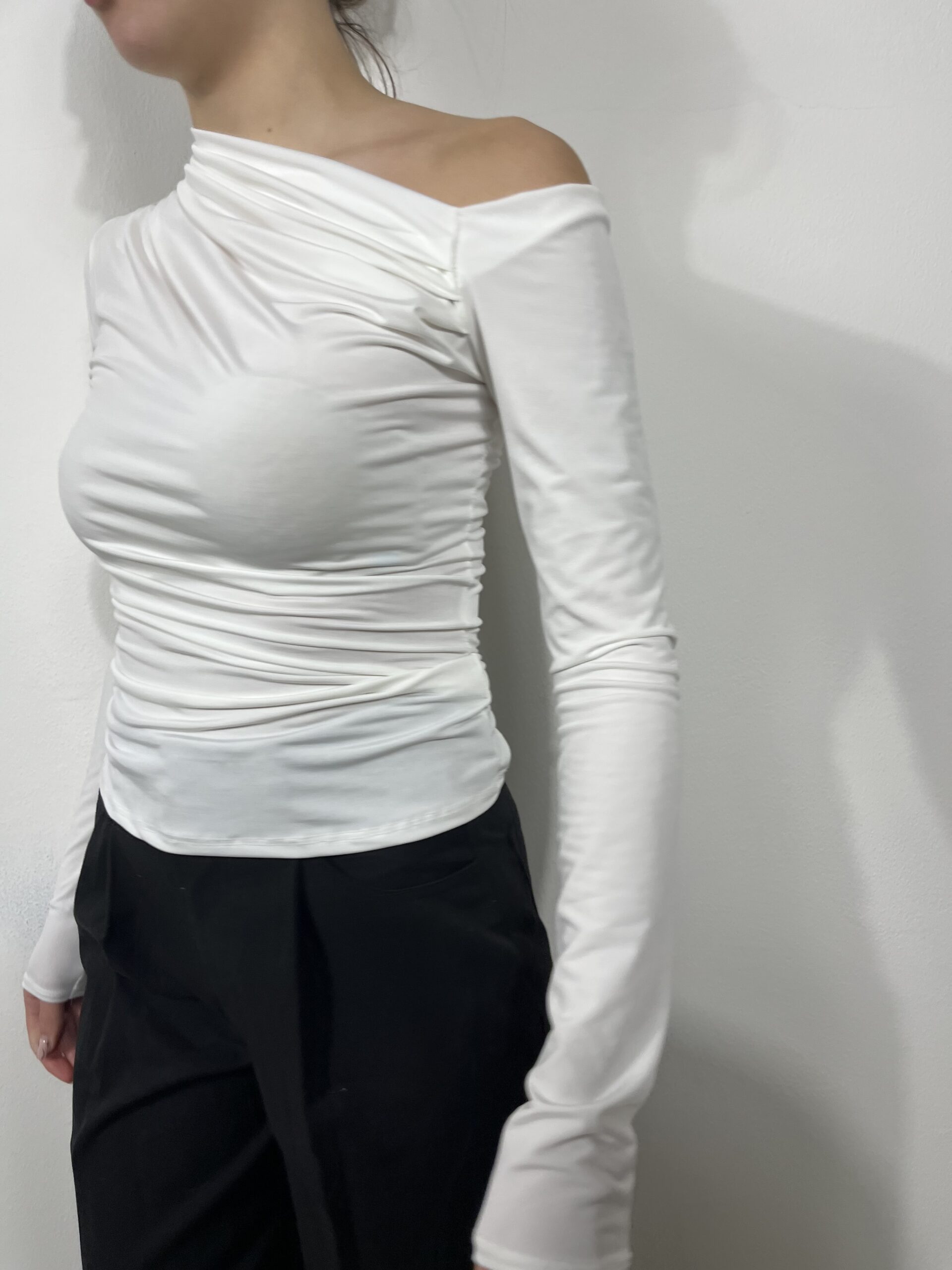 maglia asimmetrica maglia asimmetrica