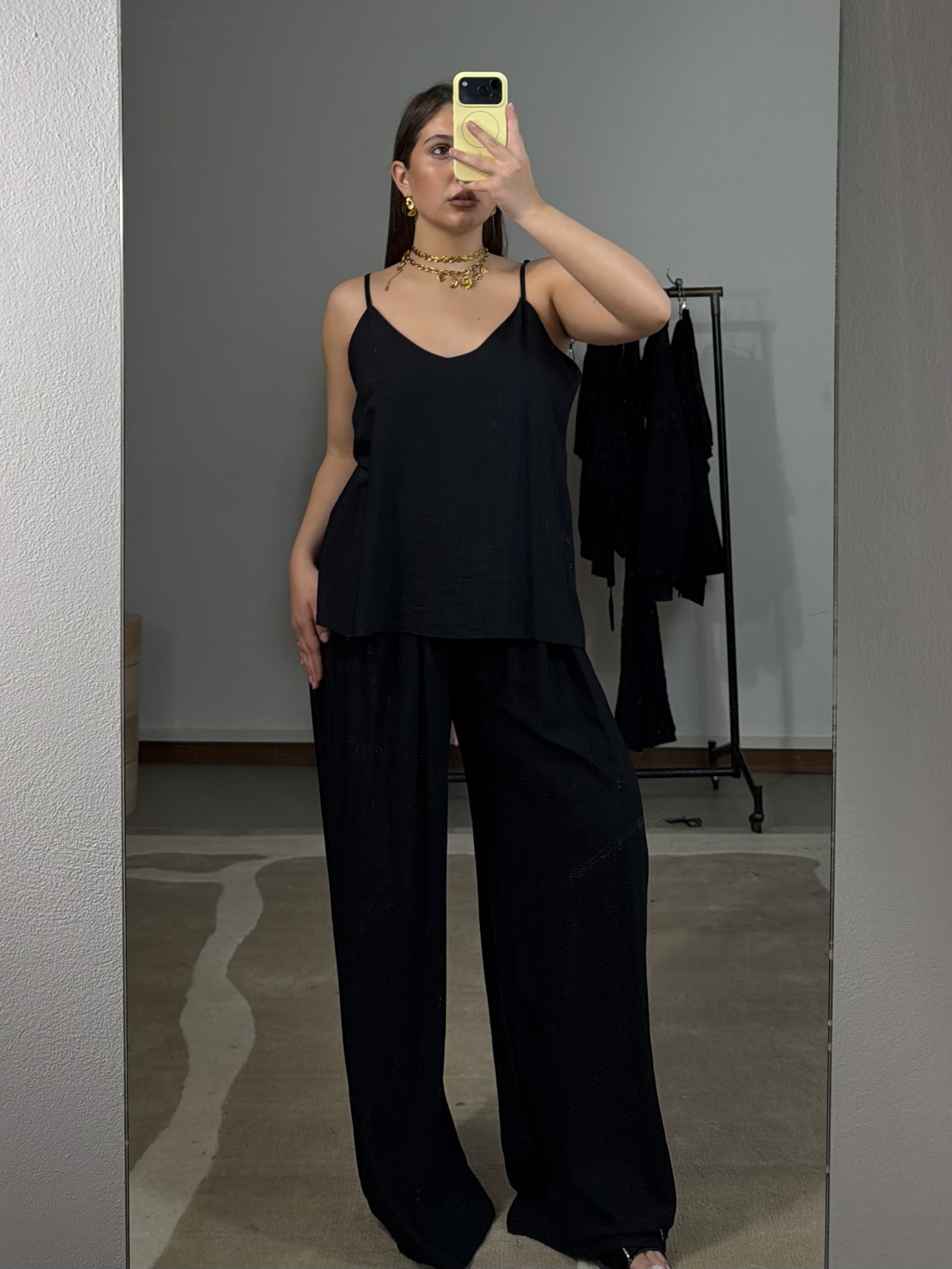 set canotta+ pantalone nero set canotta+ pantalone nero