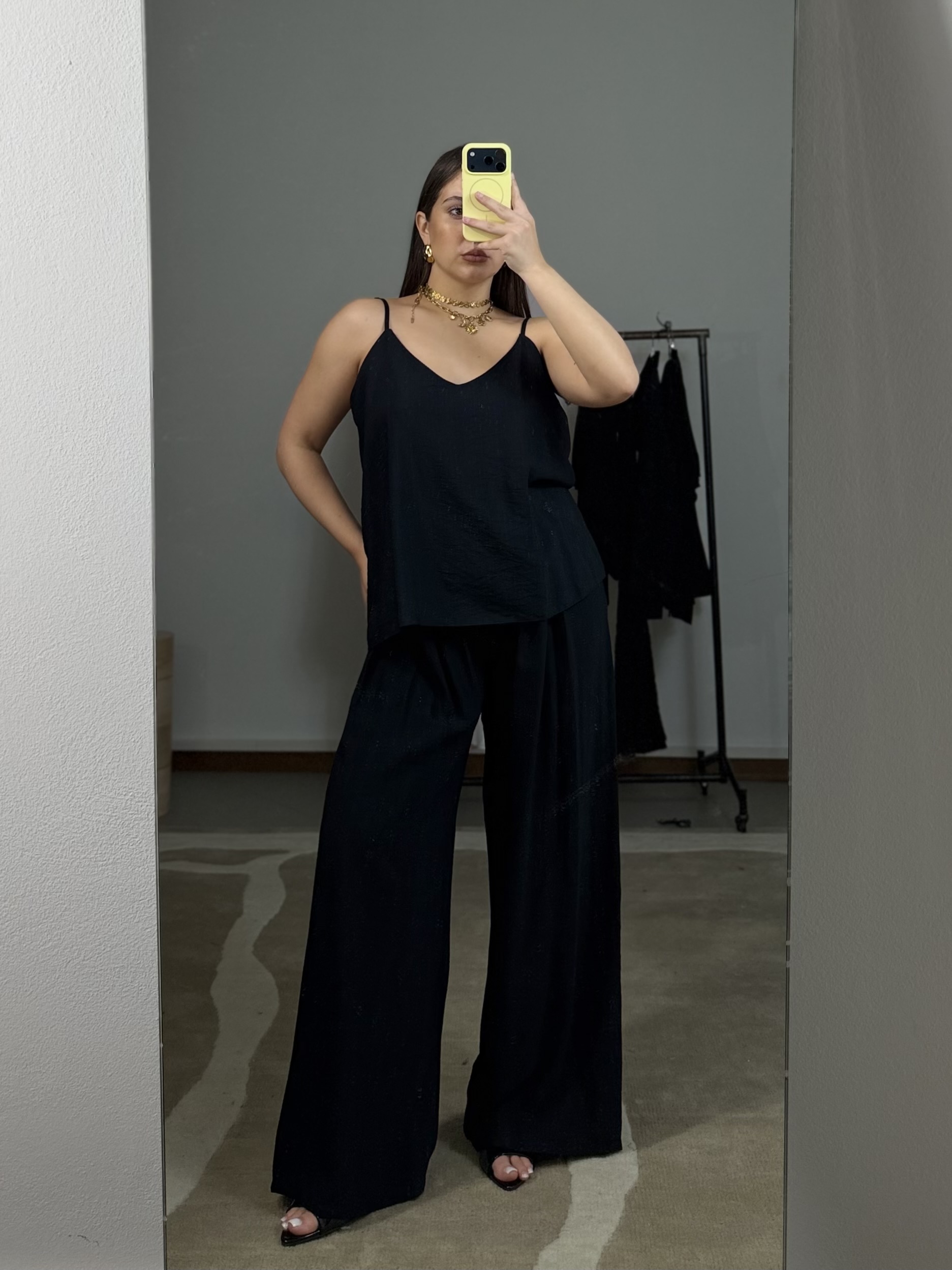 set canotta+ pantalone nero set canotta+ pantalone nero
